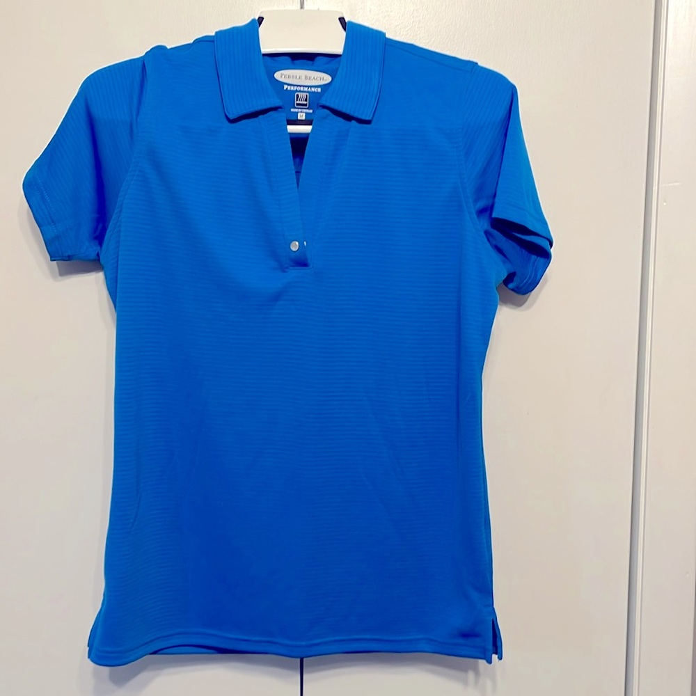 Women’s golf shirt, size M